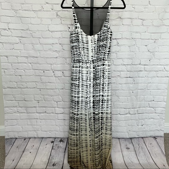 Like Mynded Savannah Maxi Dress - Picture 2 of 5